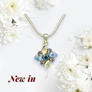 Carolina Herrera Diamond Shaped Blue Rhinestone 15-inch Silver Necklace